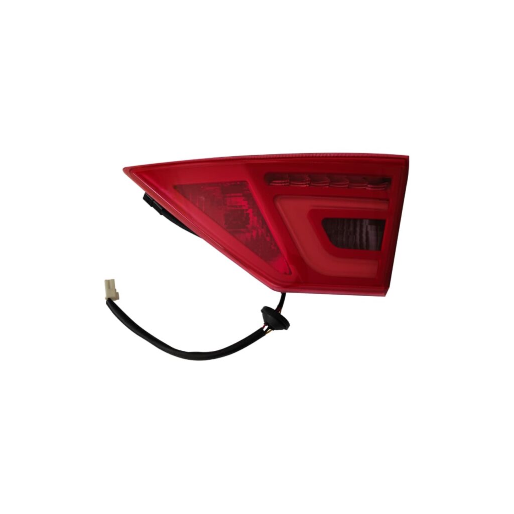 چراغ-خطر-روی-صندوق-راست-لیفان-820