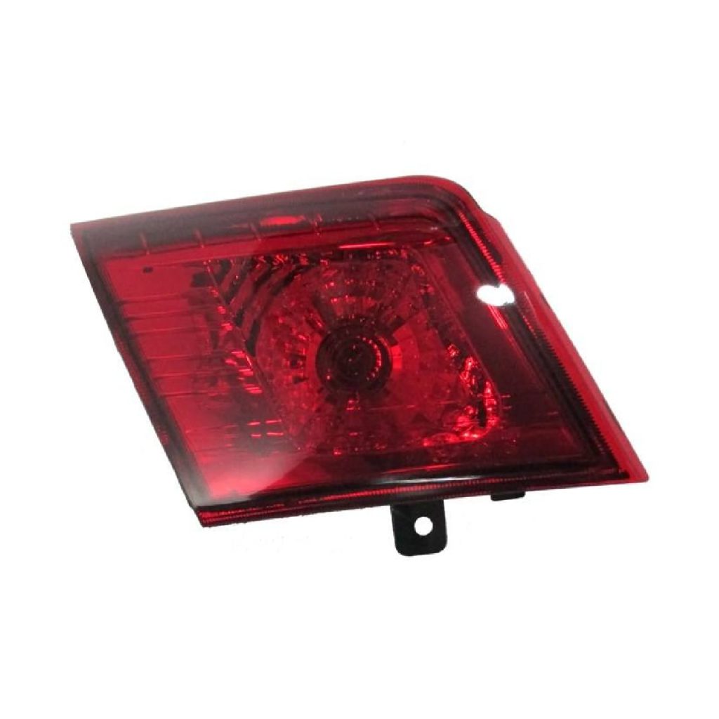 چراغ خطر روی صندوق چپ ولکس C30